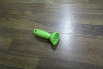 工廠供應塑膠制品,注塑產品,手電筒外殼,兒童手電筒外殼 - 工廠供應塑膠制品,注塑產品,手電筒外殼,兒童手電筒外殼廠家 - 工廠供應塑膠制品,注塑產品,手電筒外殼,兒童手電筒外殼價格 - 寧波經濟技術開發(fā)區(qū)華昌塑膠制品 - 